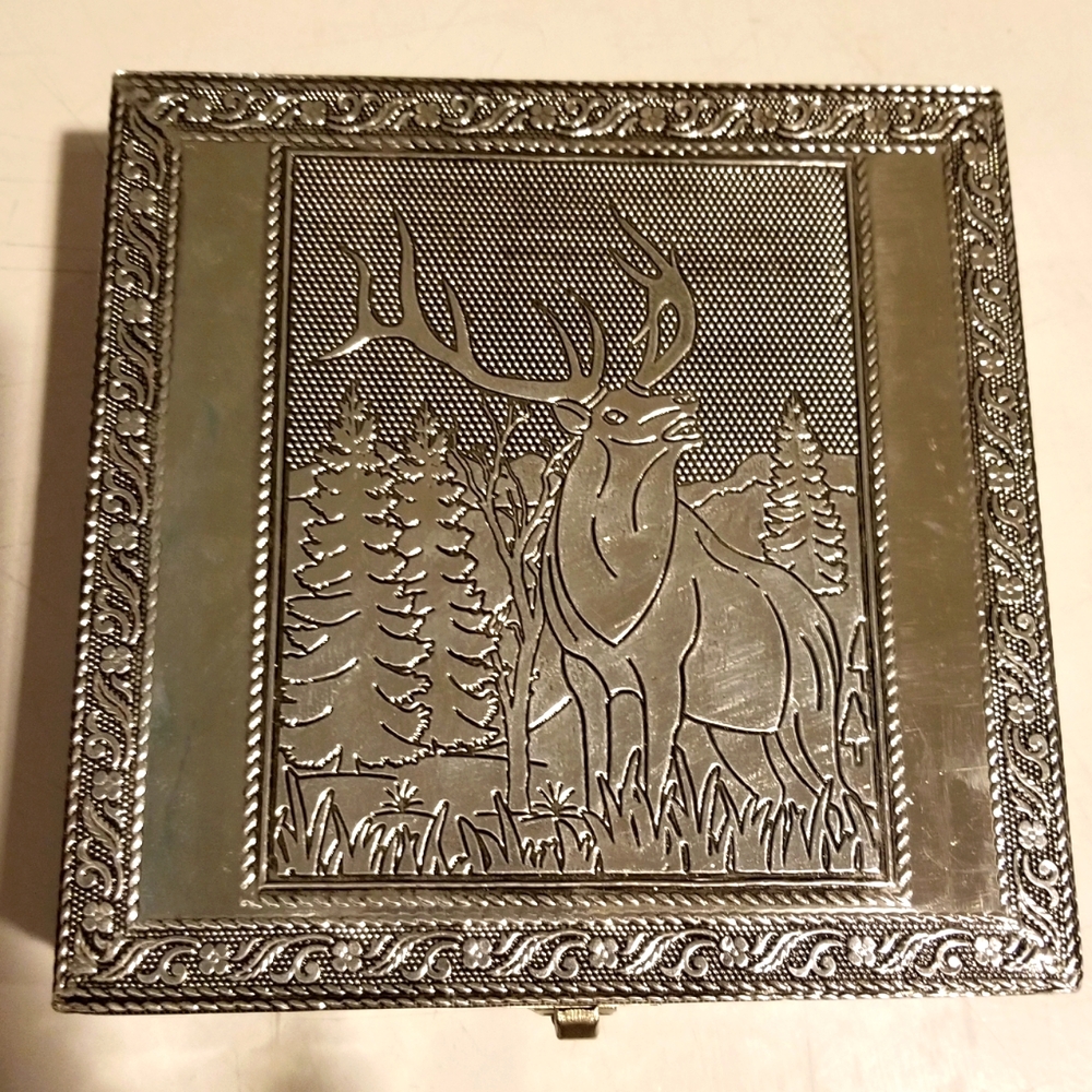 Deer Embossed Aluminium Oxidized Jewelry Box with Mirror